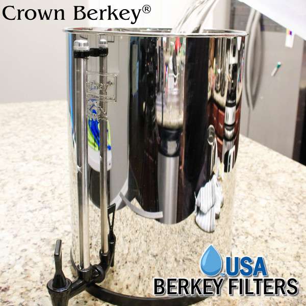 USABF CrownBerkey 13 Inch WaterLevelViewSpigot pouring